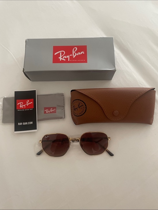 Ray-Ban Accessories - Ray-Ban Sunglasses in Arista Gold and Brown Gradient - RB3682